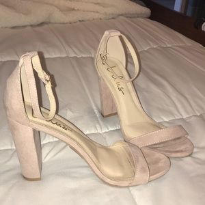 Size 6 1/2 Open toe heels Nude/Blush